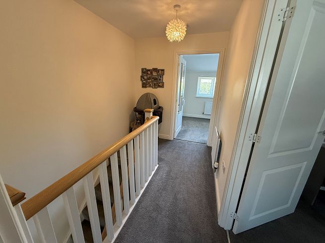 51 Hadrian Way, Nuneaton